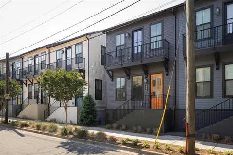 $565,000 | 108 Beardon Circle Southeast, Atlanta, GA 30316