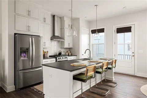 $565,000 | 108 Beardon Circle Southeast, Atlanta, GA 30316