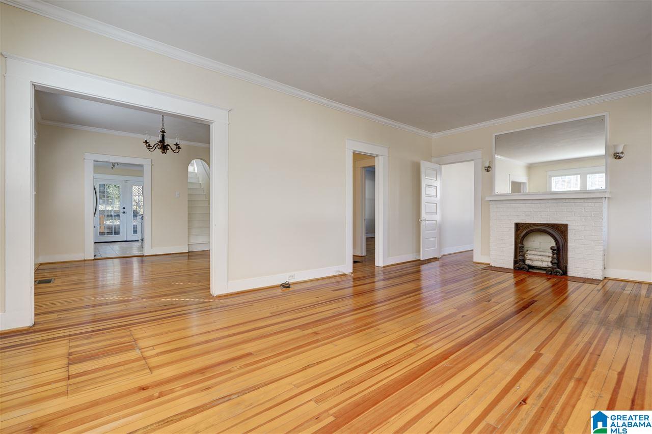 612 49th Street South Birmingham, AL 35222 - Photo 9 of 50