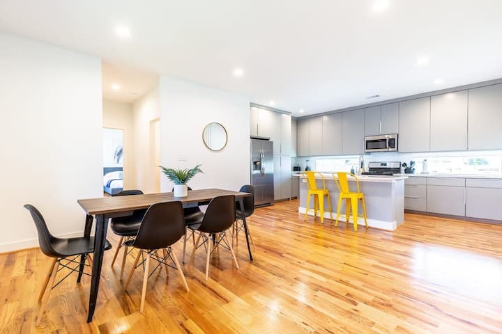 1753 Pasadena Street Houston, TX 77023 - Photo 10 of 26 Spacious open kitchen with abundant cabinetry.