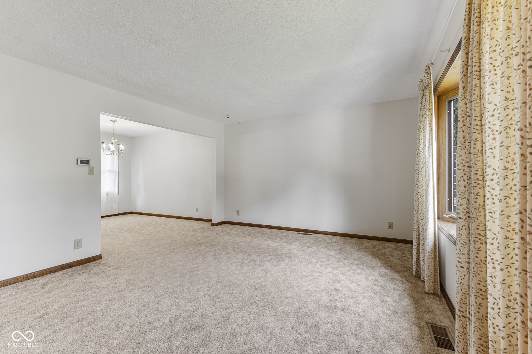 5325 RidgeHill Way Avon, IN 46123 - Photo 7 of 43 Gallery Image 7