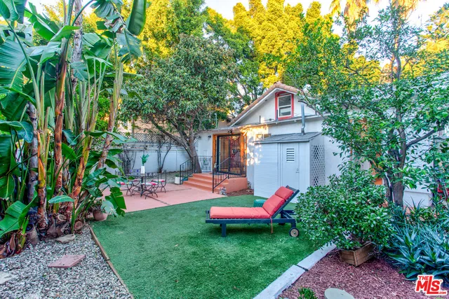 $8,000 | 1147 Wilcox Place, Los Angeles, CA 90038