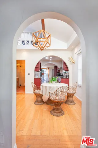 $8,000 | 1147 Wilcox Place, Los Angeles, CA 90038