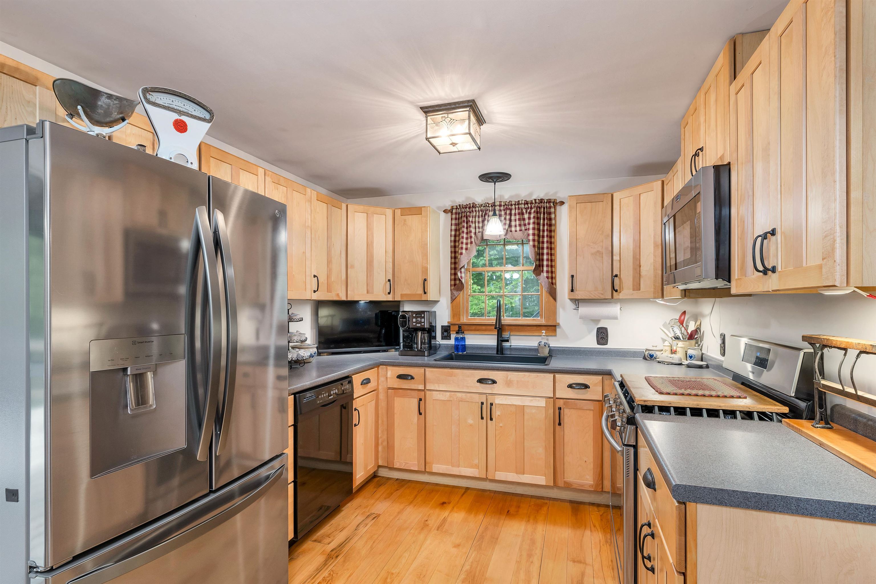 362 Miller Road Dalton, NH 03598 - Photo 16 of 38