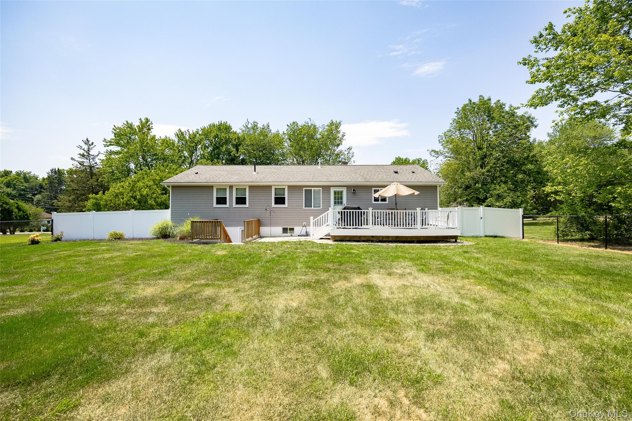 12 Hiview Road Wappingers Falls, NY 12590 - Photo 26 of 32