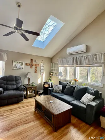 $395,000 | 302 Cliffside Drive, Unit GARAGE G82, Torrington, CT 06790