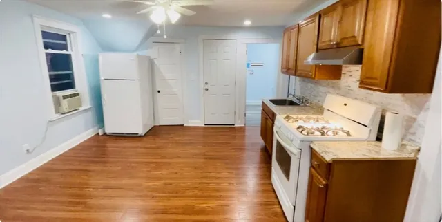 $1,880 | 23 Everett Avenue, Unit 3, Webster, MA 01570