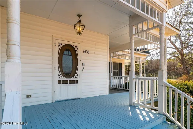 $410,000 | 606 Cherry Road, Washington, NC 27889