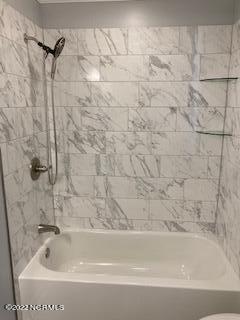 5728 Alton Road Wilson, NC 27893 - Photo 14 of 19 13 Hall Tub_Shower Surround