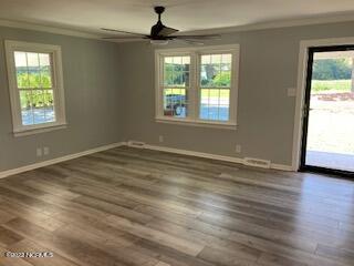 5728 Alton Road Wilson, NC 27893 - Photo 3 of 19 2 Living Room