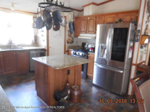 5199 Sycamore Road Coldwater, MS 38618 - Photo 7 of 50 DSCN2904