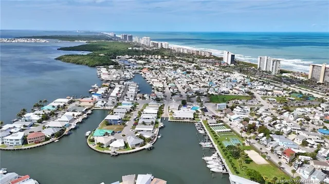 $1,999 | 10725 South Ocean Drive, Unit 393, Jensen Beach, FL 34957