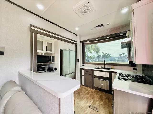 $1,999 | 10725 South Ocean Drive, Unit 393, Jensen Beach, FL 34957