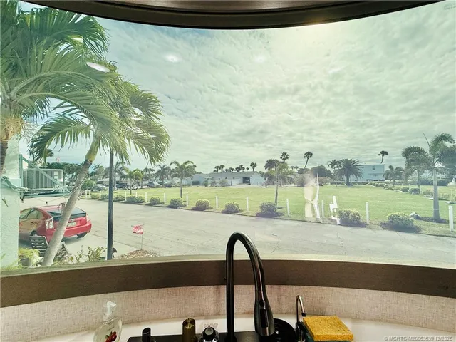 $1,999 | 10725 South Ocean Drive, Unit 393, Jensen Beach, FL 34957