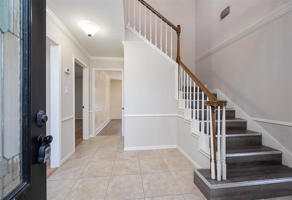 9311 New Forest Road Spring, TX 77379 - Photo 5 of 29