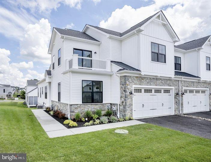 636 Appaloosa Road, Unit 122 Downingtown, PA 19335 - Photo 1 of 38