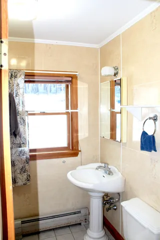 $275,000 | 1447 Augusta Road, Belgrade, ME 04917