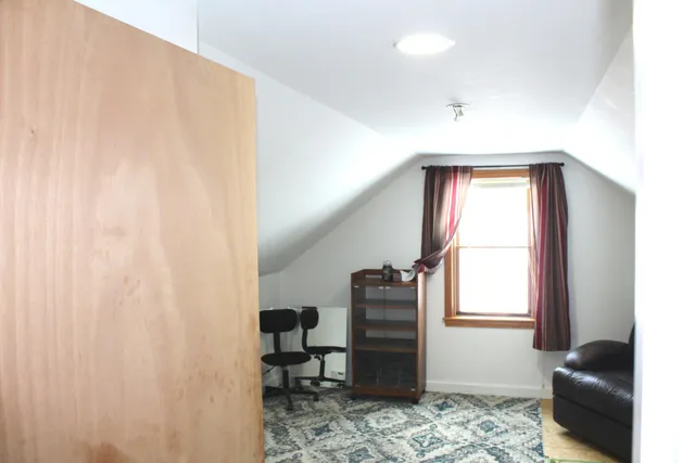 $275,000 | 1447 Augusta Road, Belgrade, ME 04917