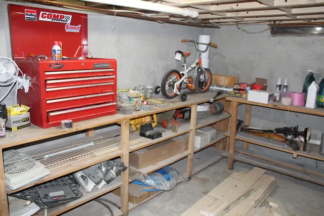 $275,000 | 1447 Augusta Road, Belgrade, ME 04917