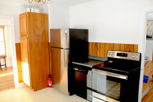 $275,000 | 1447 Augusta Road, Belgrade, ME 04917