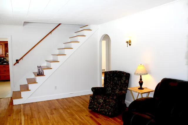 $275,000 | 1447 Augusta Road, Belgrade, ME 04917