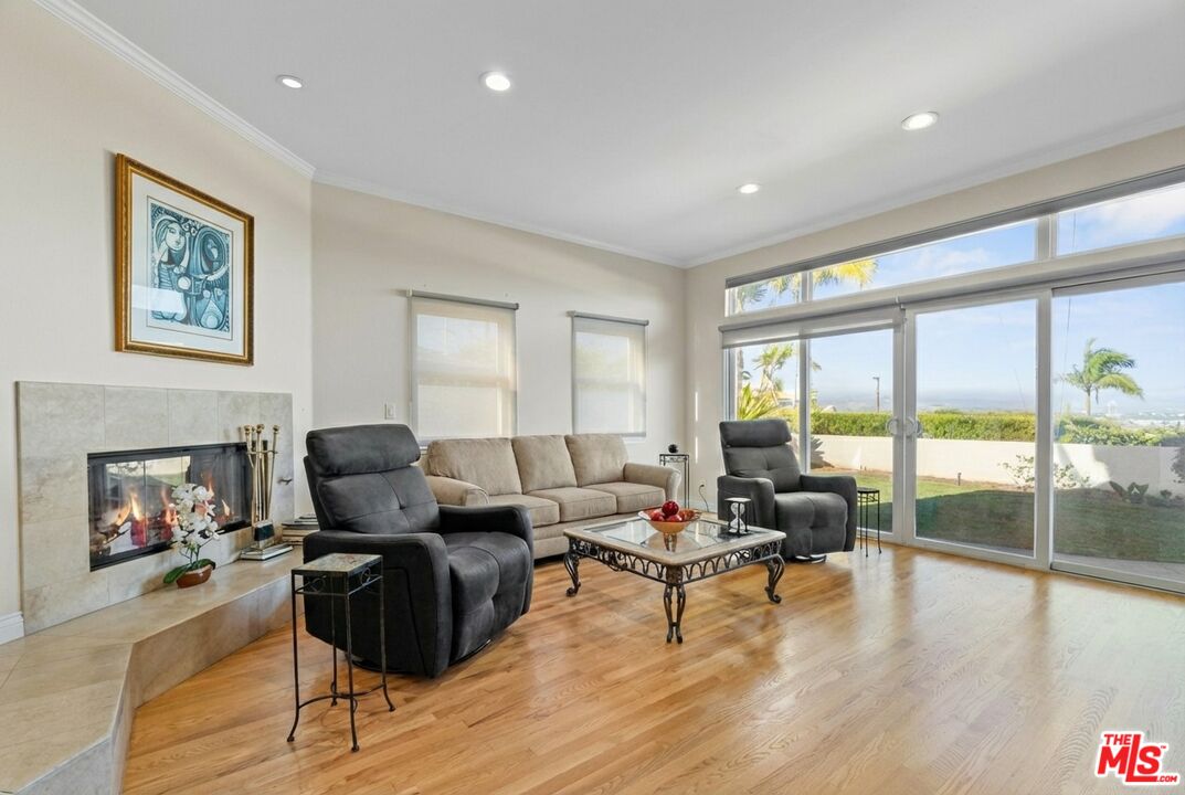 8261 Rees Street Playa del Rey, CA 90293 - Photo 12 of 30