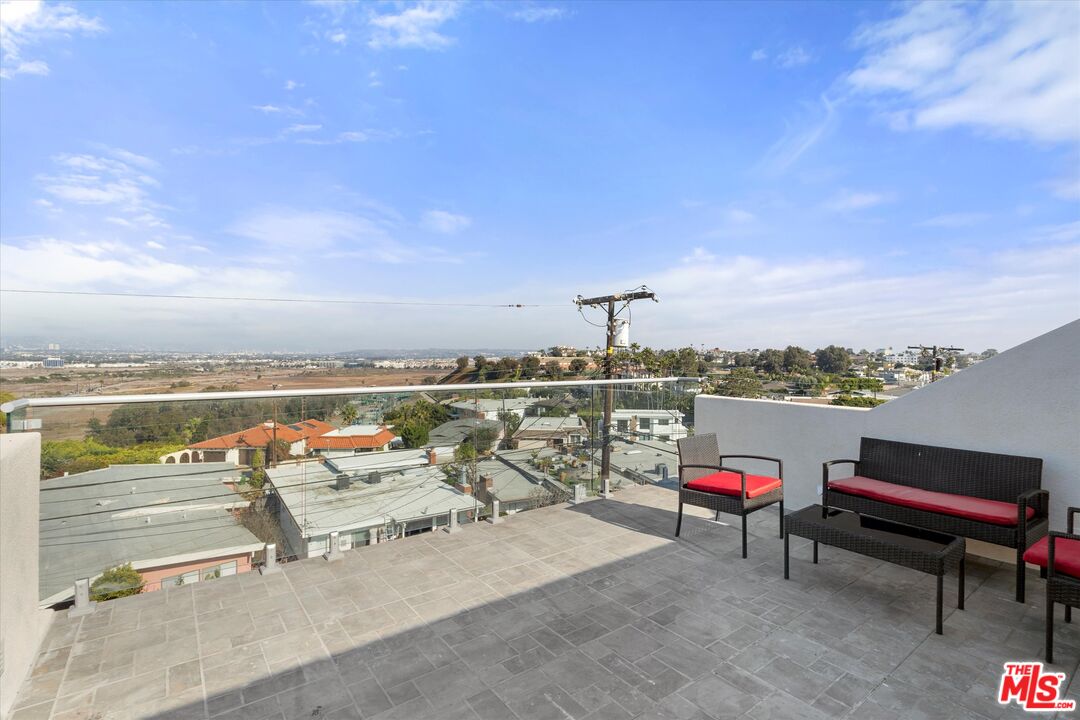 8261 Rees Street Playa del Rey, CA 90293 - Photo 15 of 30