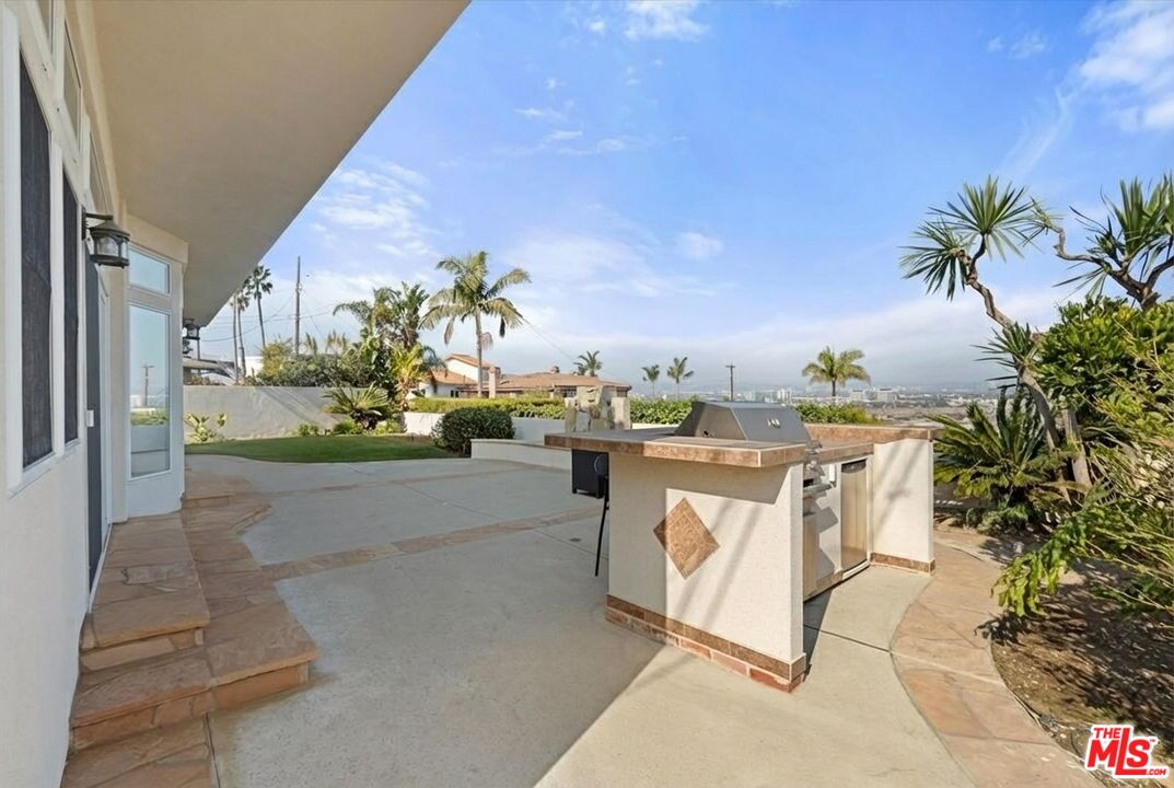 8261 Rees Street Playa del Rey, CA 90293 - Photo 24 of 30