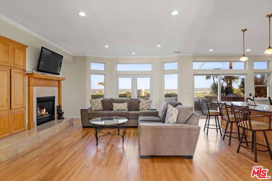 8261 Rees Street Playa del Rey, CA 90293 - Photo 10 of 30