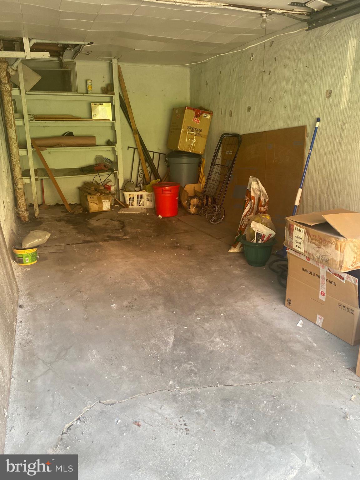 255 Cambridge Road Clifton Heights, PA 19018 - Photo 6 of 18 Basement Garage