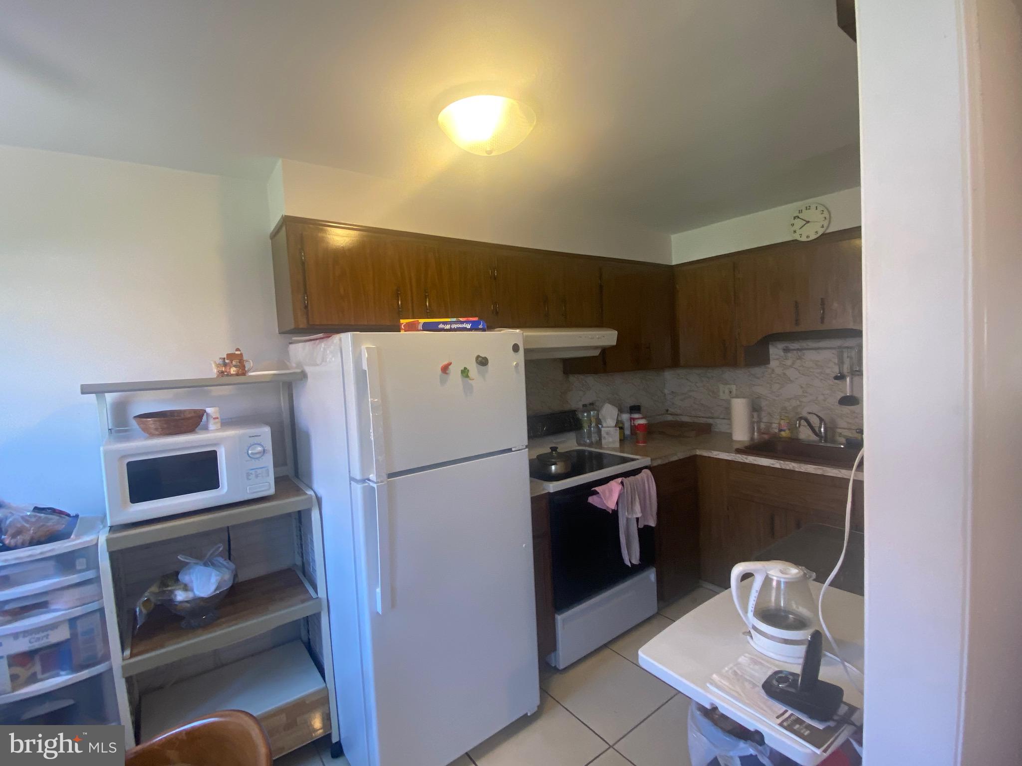255 Cambridge Road Clifton Heights, PA 19018 - Photo 7 of 18 Kitchen