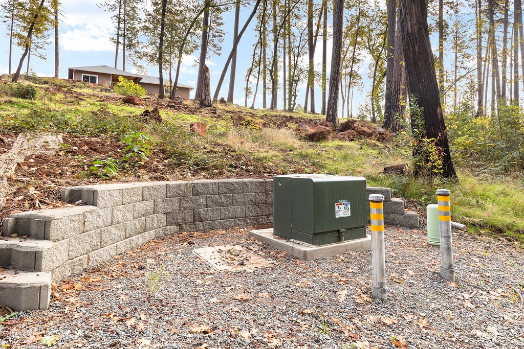 6281 Harold Lane Paradise, CA 95969 - Photo 5 of 19