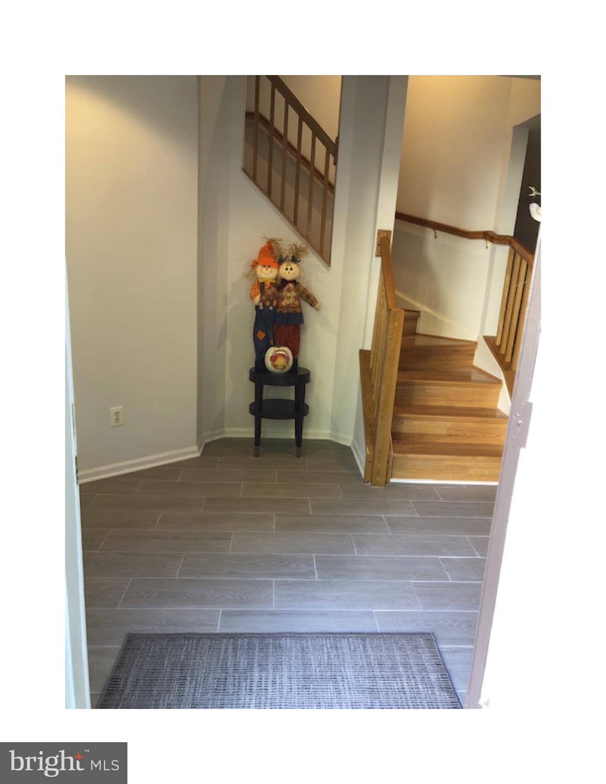 11519 Waterhaven Court Reston, VA 20190 - Photo 4 of 21 Foyer with Gorgeous New Floor