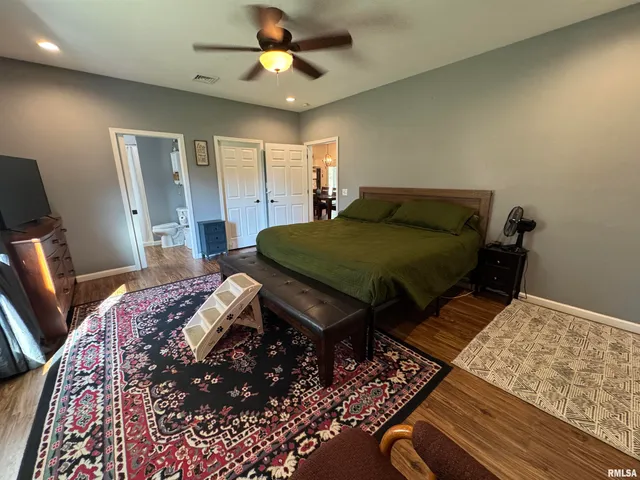 $250,000 | 1656 East County Road 1125 East, Cisne, IL 62823