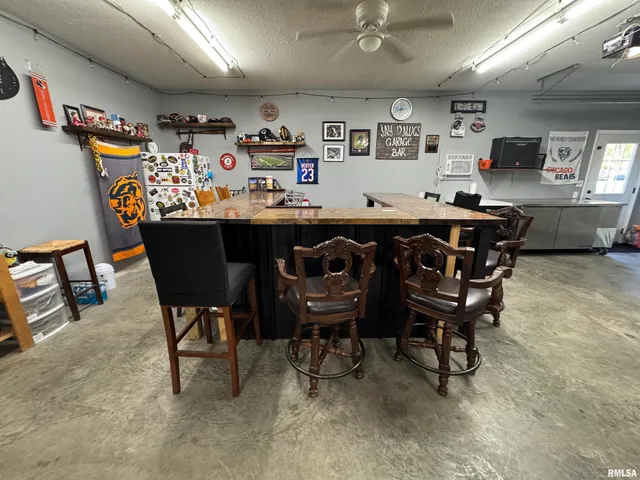 $250,000 | 1656 East County Road 1125 East, Cisne, IL 62823