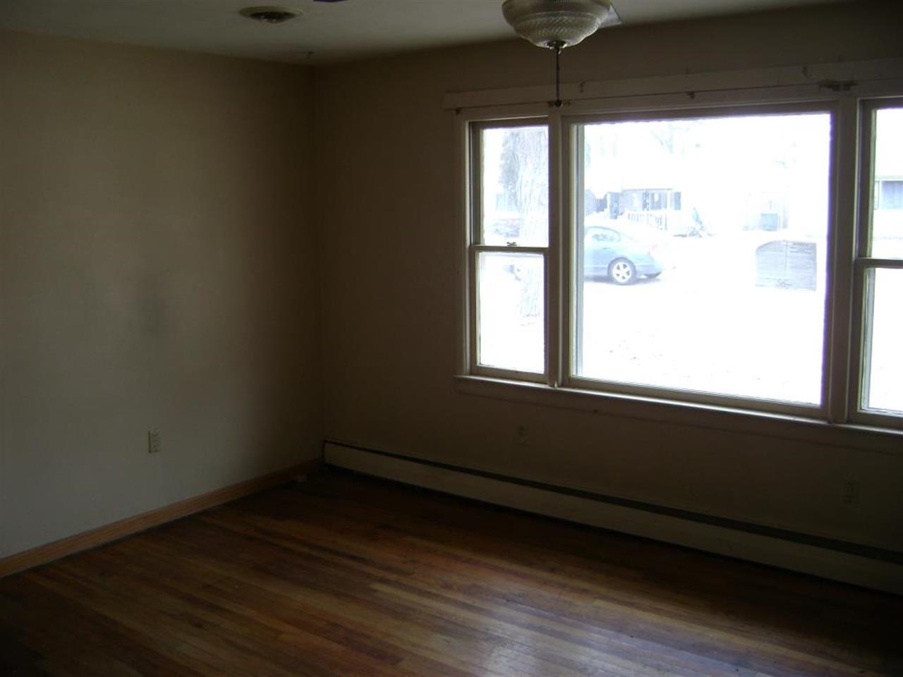 3914 15th Street B Moline, IL 61265 - Photo 7 of 11