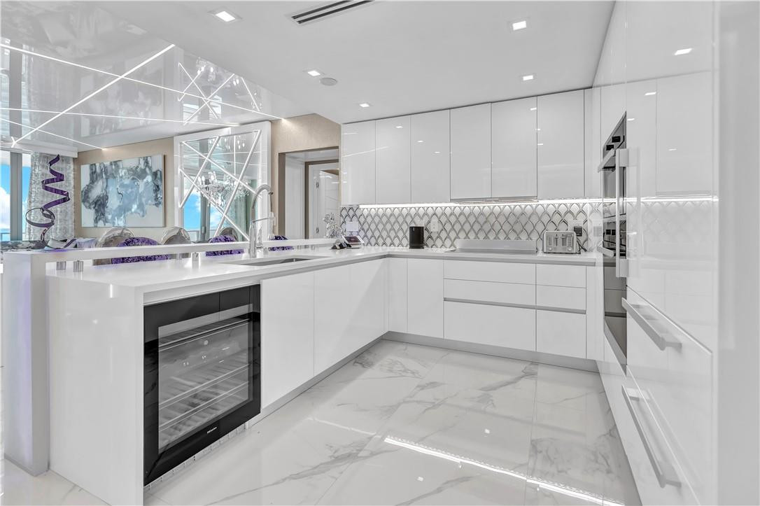 730 North Ocean Boulevard, Unit 503 Pompano Beach, FL 33062 - Photo 4 of 85 Photo 4