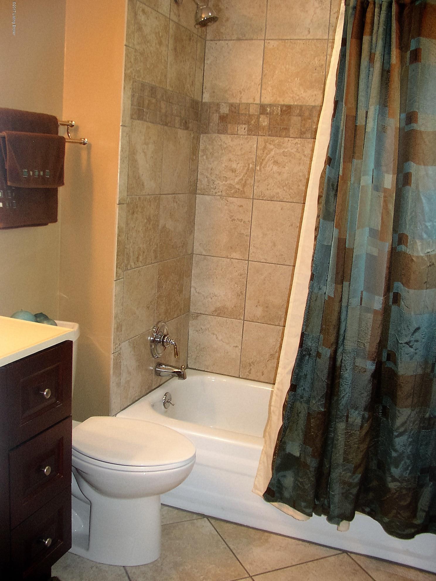 8900 Collingwood Road Louisville, KY 40299 - Photo 14 of 34 P1010667 (1)