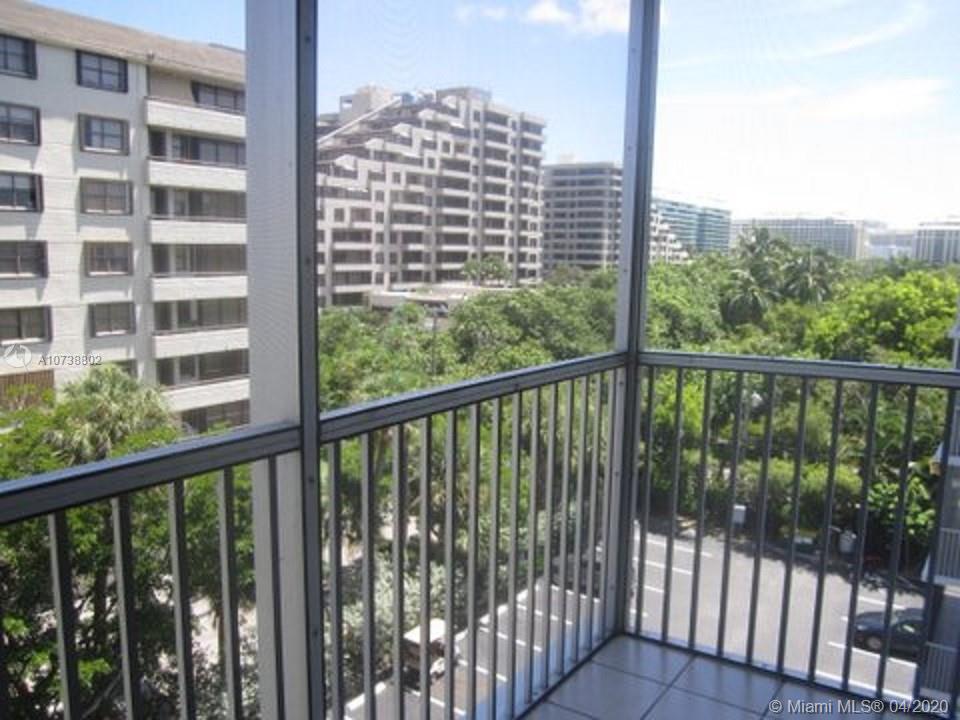 150 Ocean Ln Drive, Unit 6F Key Biscayne, FL 33149 - Photo 2 of 32