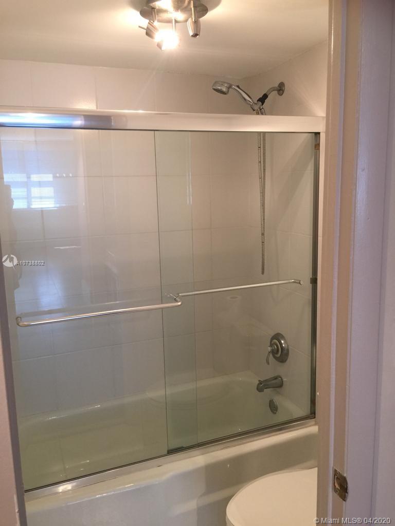 150 Ocean Ln Drive, Unit 6F Key Biscayne, FL 33149 - Photo 31 of 32