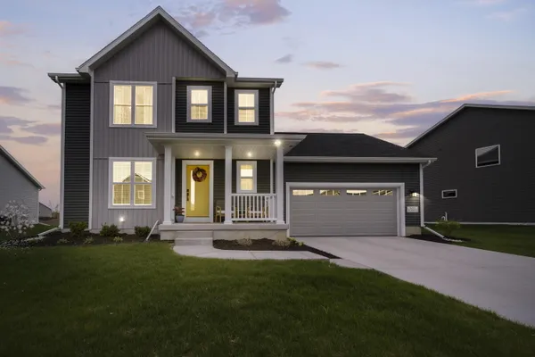 $639,900 | N53-w19853 Kingair Drive, Menomonee Falls, WI 53051