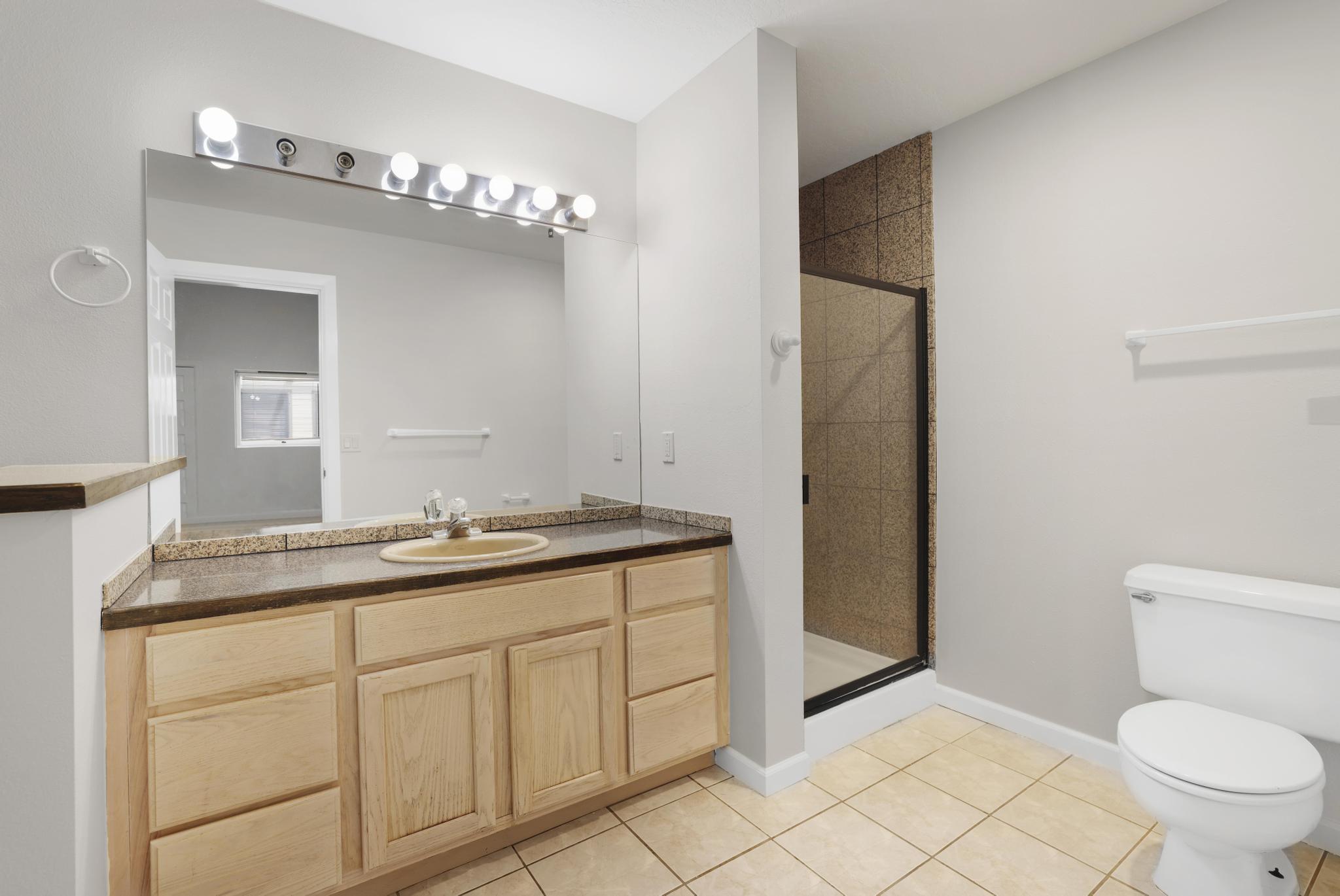 351 2nd Avenue South, Unit 711 Ketchum, ID 83340 - Photo 9 of 17 Bathroom 1