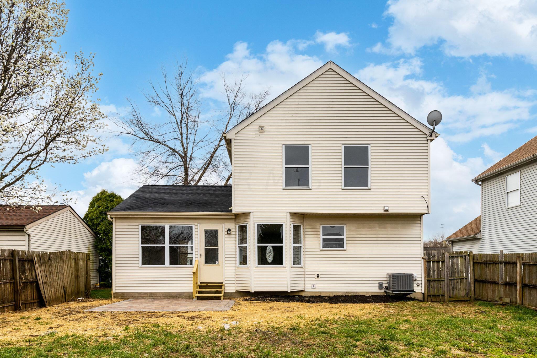 1408 Tera Alta Road Columbus, OH 43207 - Photo 4 of 25 2023-4-4 1408 Tera Alta Rd 05