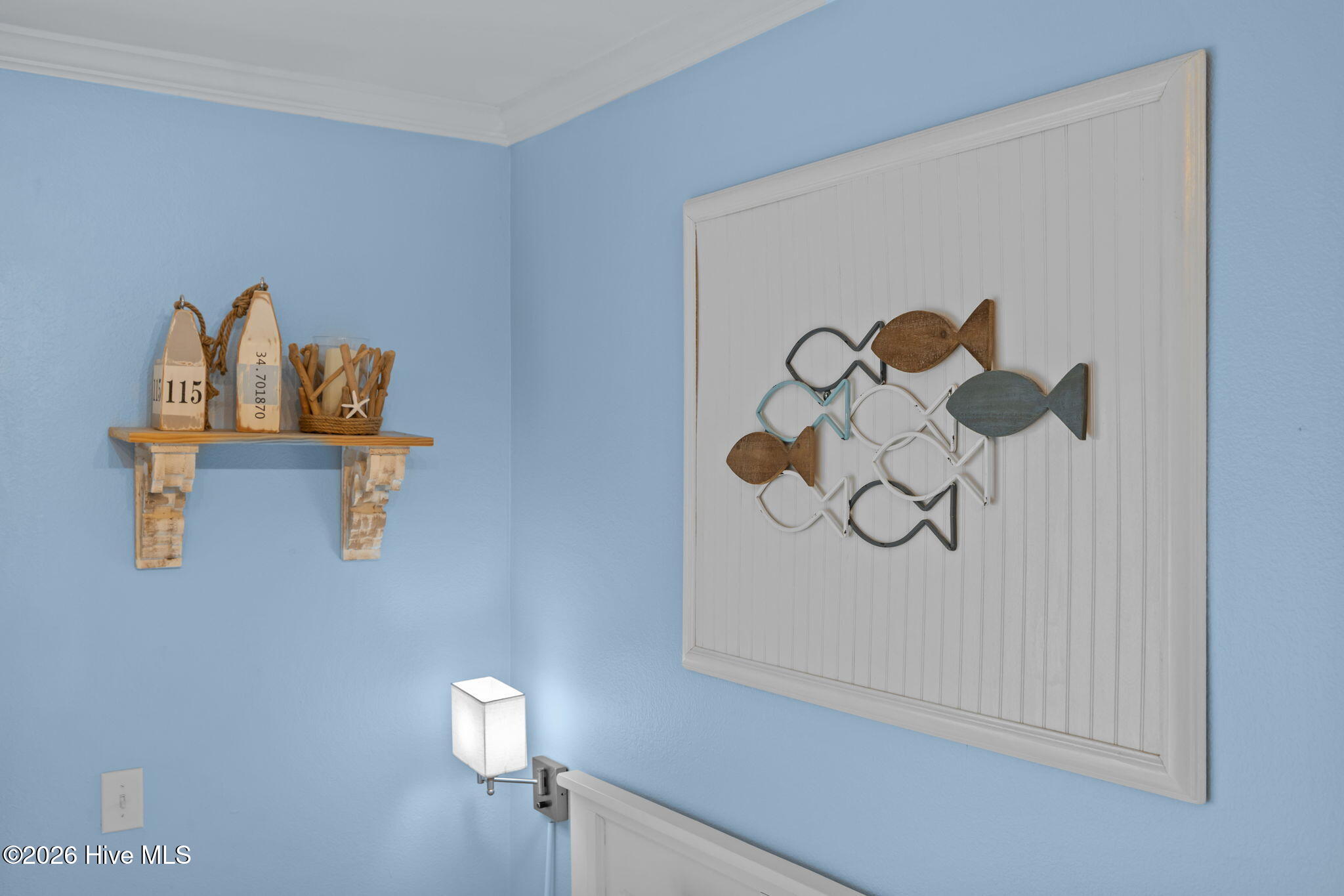 602 West Fort Macon Road, Unit 115 Atlantic Beach, NC 28512 - Photo 10 of 25 Art Above Bed