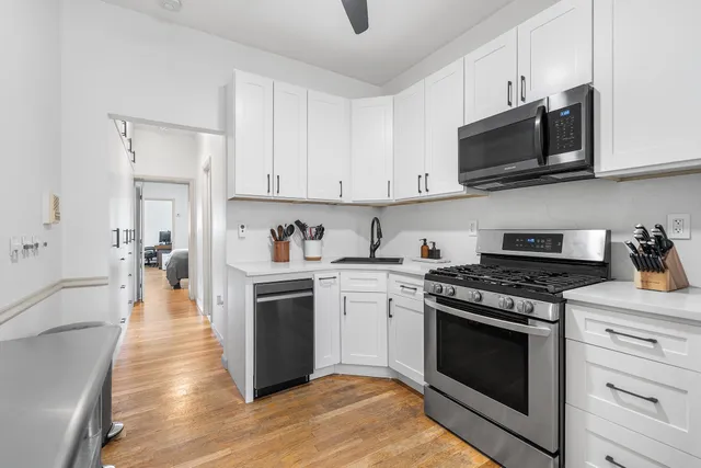 $635,000 | 816 Willow Avenue, Unit 3R, Hoboken, NJ 07030