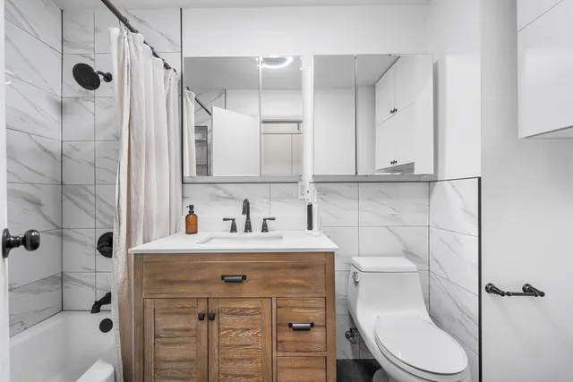 $635,000 | 816 Willow Avenue, Unit 3R, Hoboken, NJ 07030