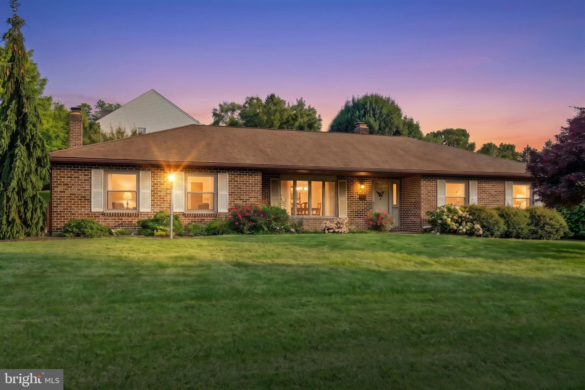 3106 Kingston Road York, PA 17402 - Photo 1 of 42 Gallery Image 1