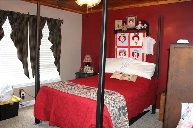 $325,000 | 216 Edna Street, Harrisville, PA 16038