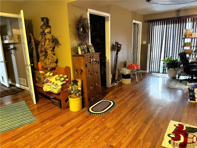 $325,000 | 216 Edna Street, Harrisville, PA 16038