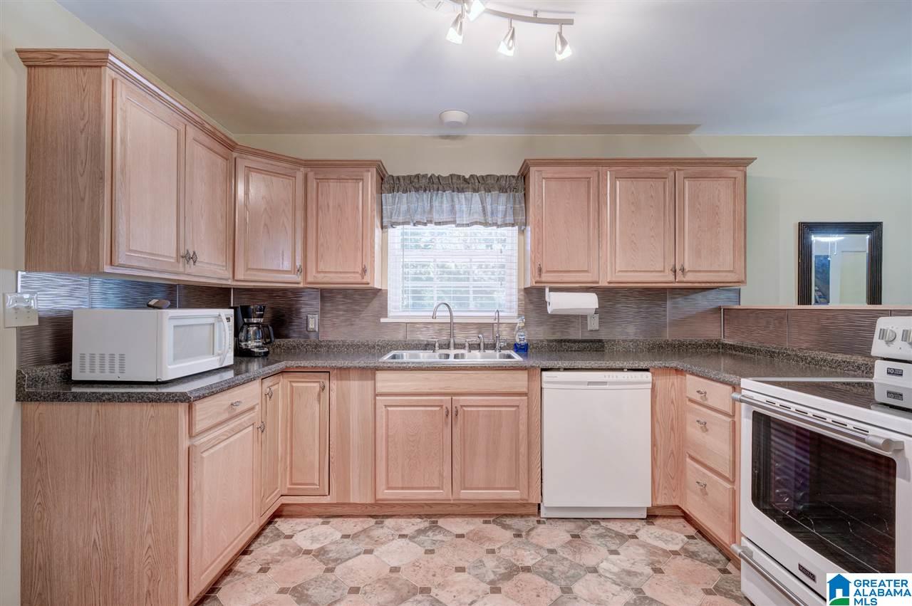 8509 Tate Mill Road Dora, AL 35062 - Photo 5 of 22